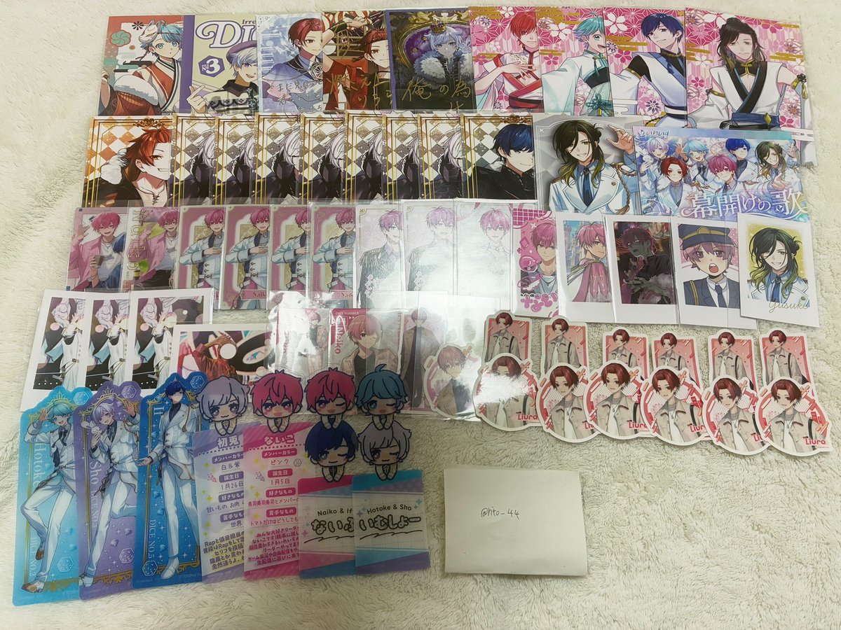 rito_44's tweet photo. ここら辺求めてる方いますか！？
リプ欄の物との交換もしくはPay×2で買取でお願いしたいです！！

 #いれいすグッズ交換
 #いれいすグッズ買取
 #いれいすグッズ譲渡
 #すたぽらグッズ交換
 #すたぽらグッズ買取 https://t.co/SxQ2RXMxAp