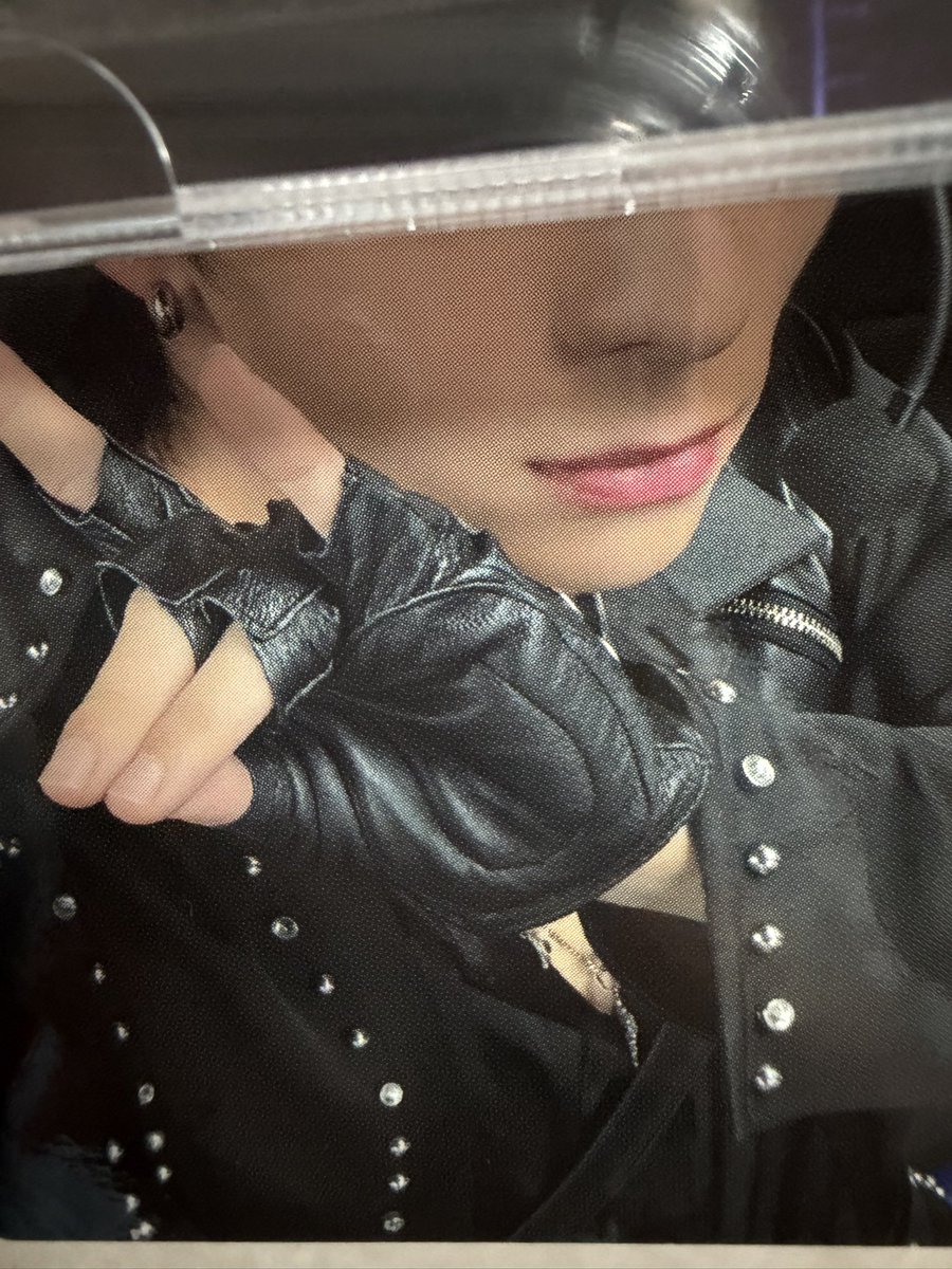 1232___s2's tweet photo. へっへっへっ！無事に届いたし待った甲斐があった！西きゅーーーん❤️‍🔥❤️‍🔥❤️‍🔥❤️‍🔥❤️‍🔥楽天のファイルはおふぇんふぇんとポスターはきょーちゃんでした🧑‍🩰🧑‍🩰毎度のことながら交換はしなくて大丈夫ですが欲しい方いたら譲ります〜🫶🫶🫶 https://t.co/f37m0ec9uw