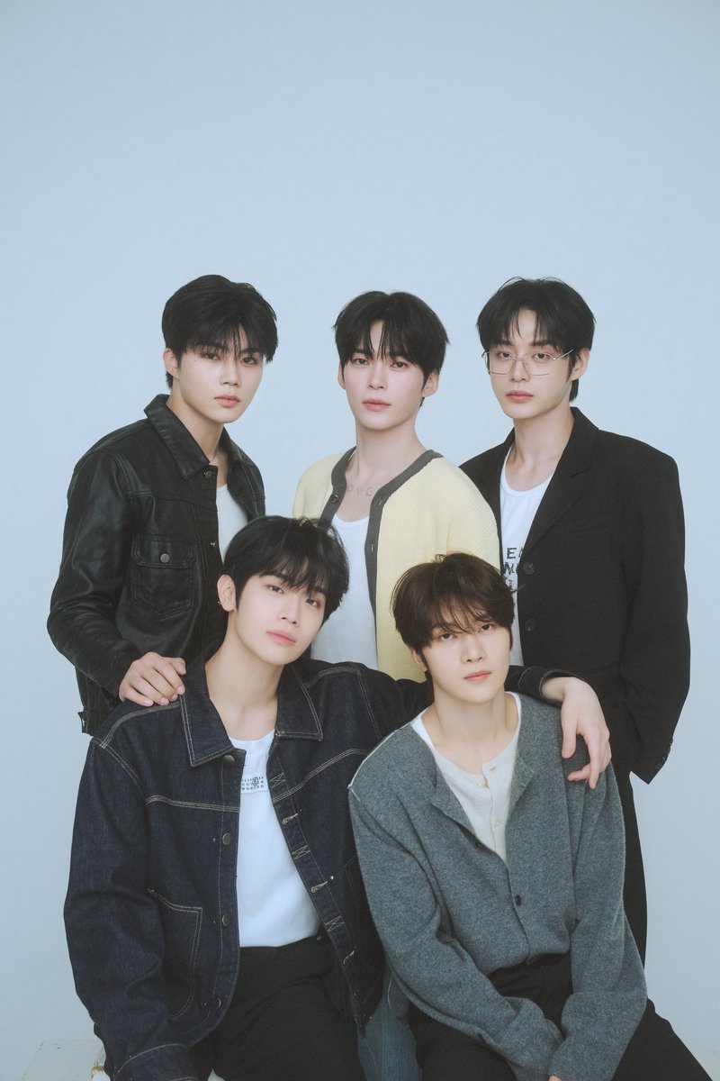 cloudnotes_shb's tweet photo. 👤: since your title track is "top 5," if there’s one thing among the 5 of you here where you can confidently say you'd take the "top" spot, what would it be?

🐥: for me, it’s physical flexibility
🐹: show us!
🐥: my body is really flexible, so i can pull off elegant dance moves pretty well. i think i'm definitely number one when it comes to flexibility.
🐹: as for me, it's kitten whiskers!
🧸: wait, what do you mean by that?!
🐹: my dimples! (showing them) my indian dimples!

🦋: for me, hmm...
🐹: jiwoong-san, what are you number one at?
🦋: my butt?
🐹🦊🐥🧸: your butt?!
🦋: just kidding!
🦊: well, he's not wrong
🦋: it's stamina. i actually discovered this recently while filming some content. maybe it's because i really hate losing, but i realized that no matter how much i run, i don't get tired at all. this endless stamina and passion are where i easily take the top spot in the group. 
🦊: i love goguma (sweet potatoes) more than anyone else! i really, really love them! at home, i slice them super thin, toss them in the air fryer, and make my own sweet potato chips!