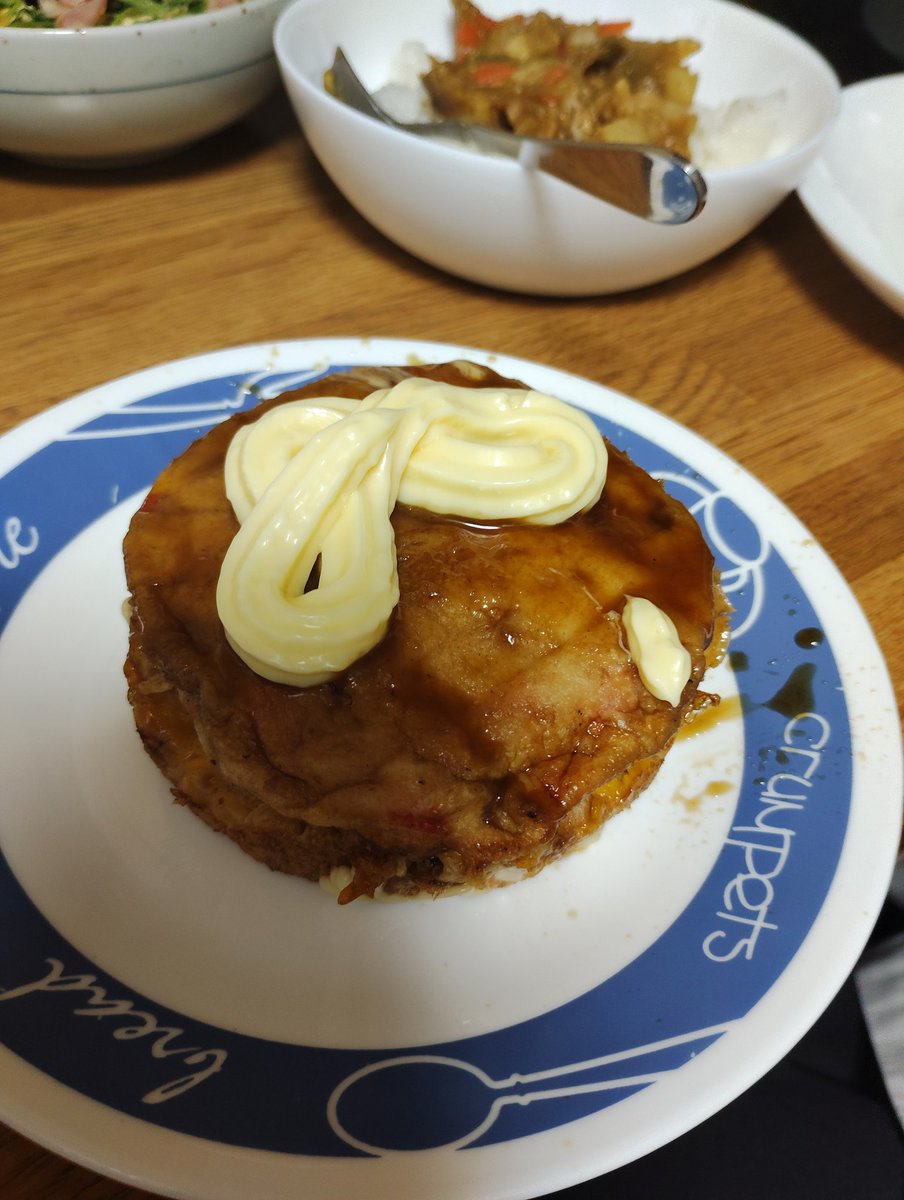 Tenko_Matoya's tweet photo. 出店飯,はしまきと豚天美味いな https://t.co/cVaXZ4H2lo