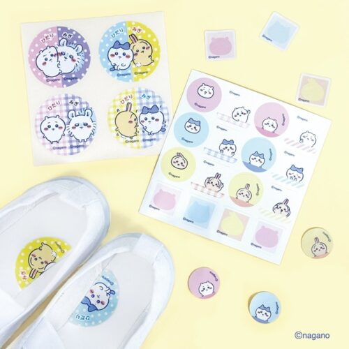 shimapatobu's tweet photo. ダイソー限定『ちいかわ』コラボの「ワッペンシール」が2026年6月18日（木）から新発売！

https://t.co/MysDDpmttZ

#ダイソー　#100均　#ちいかわ　#100円ショップ

←新商品　洋服や上履きのめじるしにもオススメのアイテムです！

「赤ちゃんのおしりふき」「手口ふき」「マスク」もダイソー限定でオススメです→