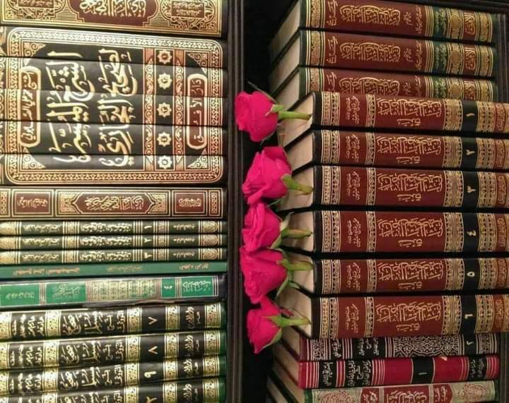 raytbdalslam's tweet photo. قال الشيخ زيد بن محمد المدخلي رحمه الله:
"فمن مات وهو يطلب العلم، عاملاَ به، ناشرًا له، فهو مجاهد في سبيل الله له أجر المجاهدين في سبيل الله، { ذَلِكَ فَضْلُ اللَّهِ يُؤْتِيهِ مَنْ يَشَآءُ وَاَللَّهُ ذُو الْفَضْلِ الْعَظِيمِ }".

[ شرح كتاب العلم من صحيح البخاري ص28 ] https://t.co/eBtSI5MsWS
