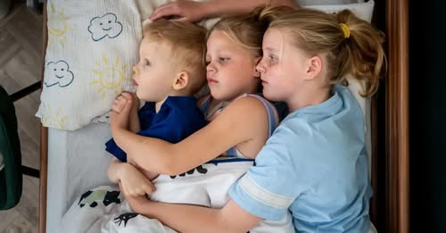 DebbieSchigt's tweet photo. Veel sterkte aan zijn familie 😘

#Jelte 🕯️🕯️🕯️
#SeriousRequest

https://t.co/kD9sW2Msws https://t.co/PGAG9uwr7v
