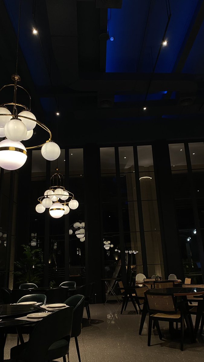 casaccharum's tweet photo. 1. Malibu Seafood Resto Semarang 🛥️🦀🦪🐙

ini setahuku restonya termasuk baru yaaa.. ada di kawasan POJ City Marina! dilihat dari segi rasa, view tempat, dan servicenya JUARAAA 🏆 segi harga ga pricy buat ukuran porsi dan tempat elegan. menunya rata-rata juga bisa buat sharing ⭐️⭐️⭐️⭐️⭐️