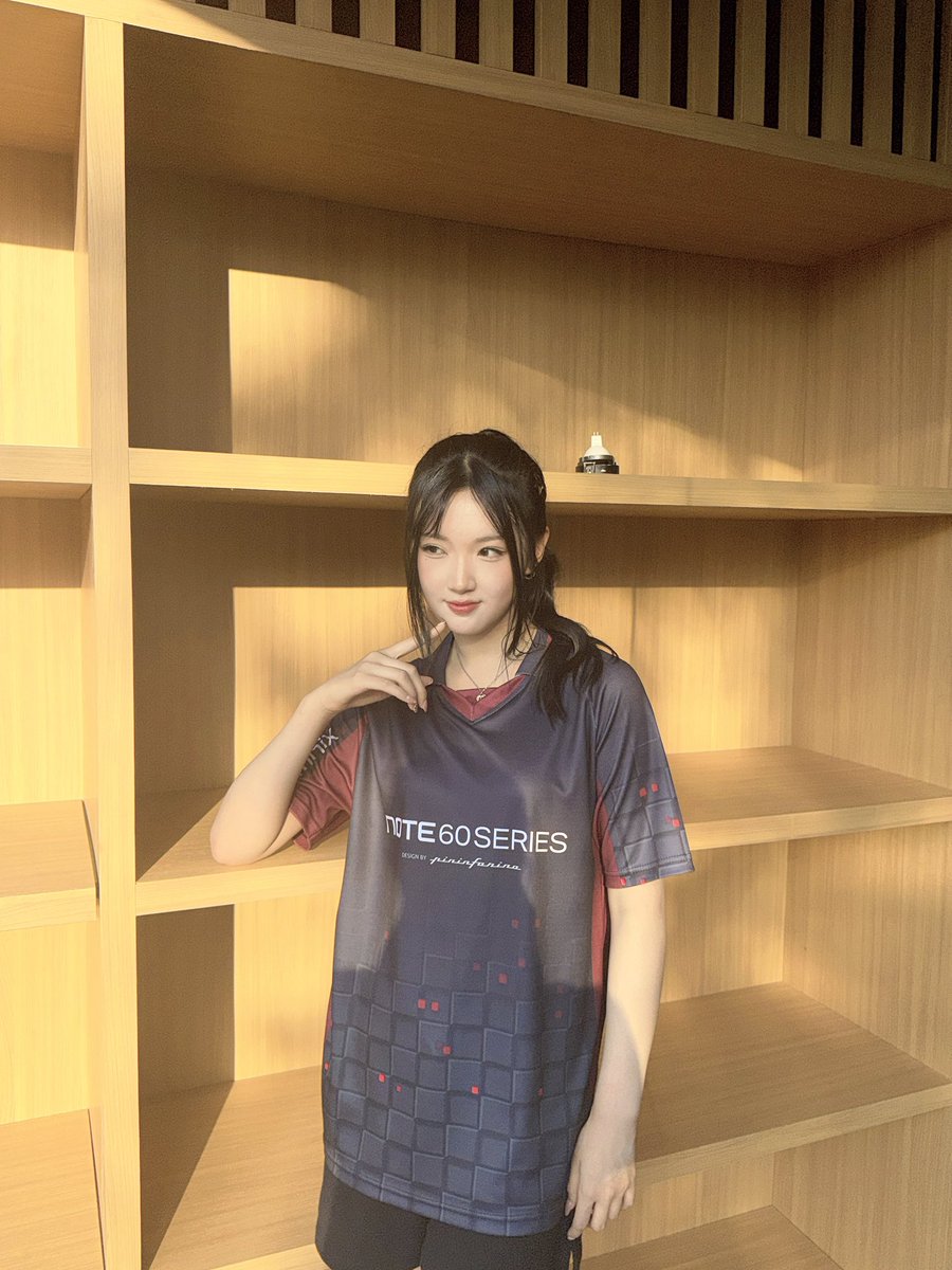 Delynn_JKT48's tweet photo. thankyou for tudei DelynnNyobain padel pt2 AOWKOWKWOWKK https://t.co/v7BB4O7AVH