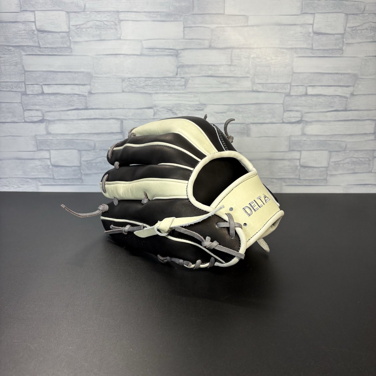 DELTA_GLOVE's tweet photo. 💻📱 https://t.co/2WJLhEf6m5 https://t.co/70SajquuBF