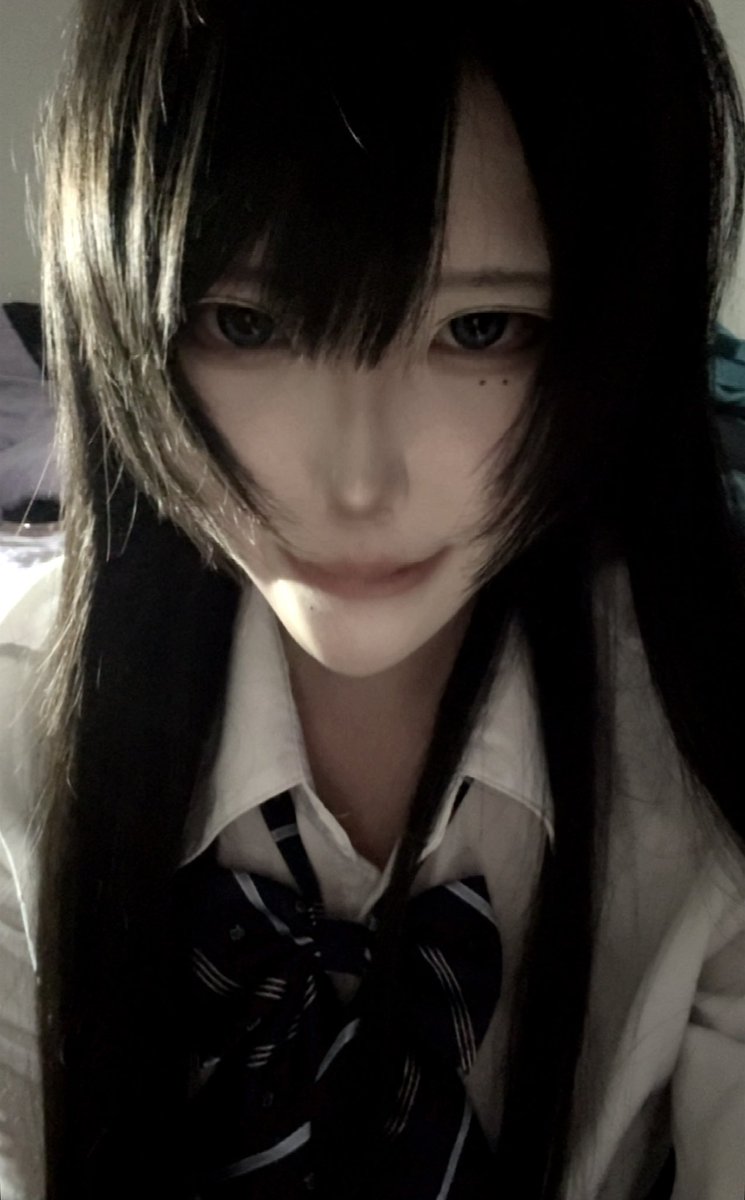 Mx1Poa's tweet photo. 人間でもムフフの笑い方できるんですね

 #自撮り界隈 https://t.co/mjOtuHXP6x