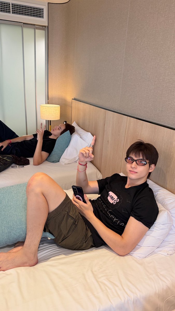 mixch_carbonara's tweet photo. จะกี่ปีก็เป็นคนเดิมจริงๆ น่ารักกันมากก

SKYNANI CHILL TOGETHER

#GMMTVOuting2026 https://t.co/Yn2iz22rcI