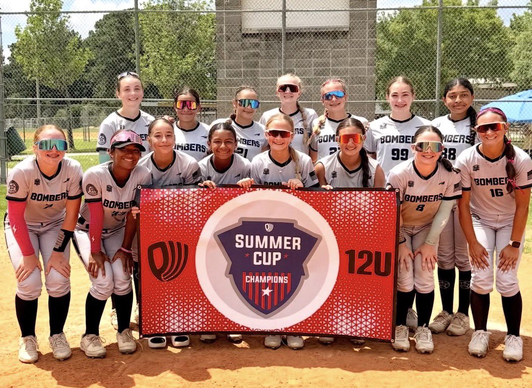 KeelPerry40990's tweet photo. Had a great weekend at the plate and on the field! Hit .667, had some power, some bunts,  a few RBI, and made some fun plays on defense! Our team is on fire 🔥!  @KristiMalpass @bombers_fp @ExtraInningSB @LineDsoftball https://t.co/PjJiExbdCj