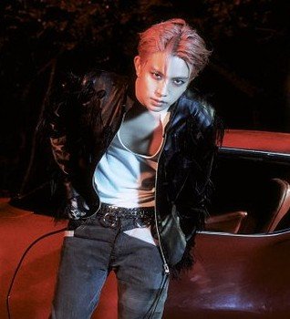 heeseungcokr's tweet photo. LEE HEESEUNG??? https://t.co/XMxmNVR64R