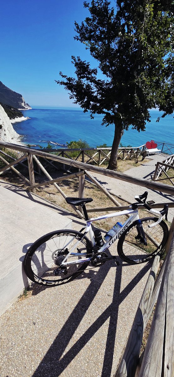 CariddipP's tweet photo. @GroupamaFDJ @WilierTriestina https://t.co/P0BioA7i5h