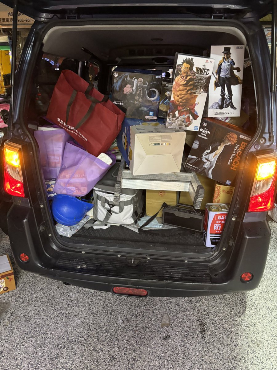 sam910129's tweet photo. 我朋友真的有夠狂的
這兩天打娃娃機
花了一萬五吧 https://t.co/hoUgUUzi2a