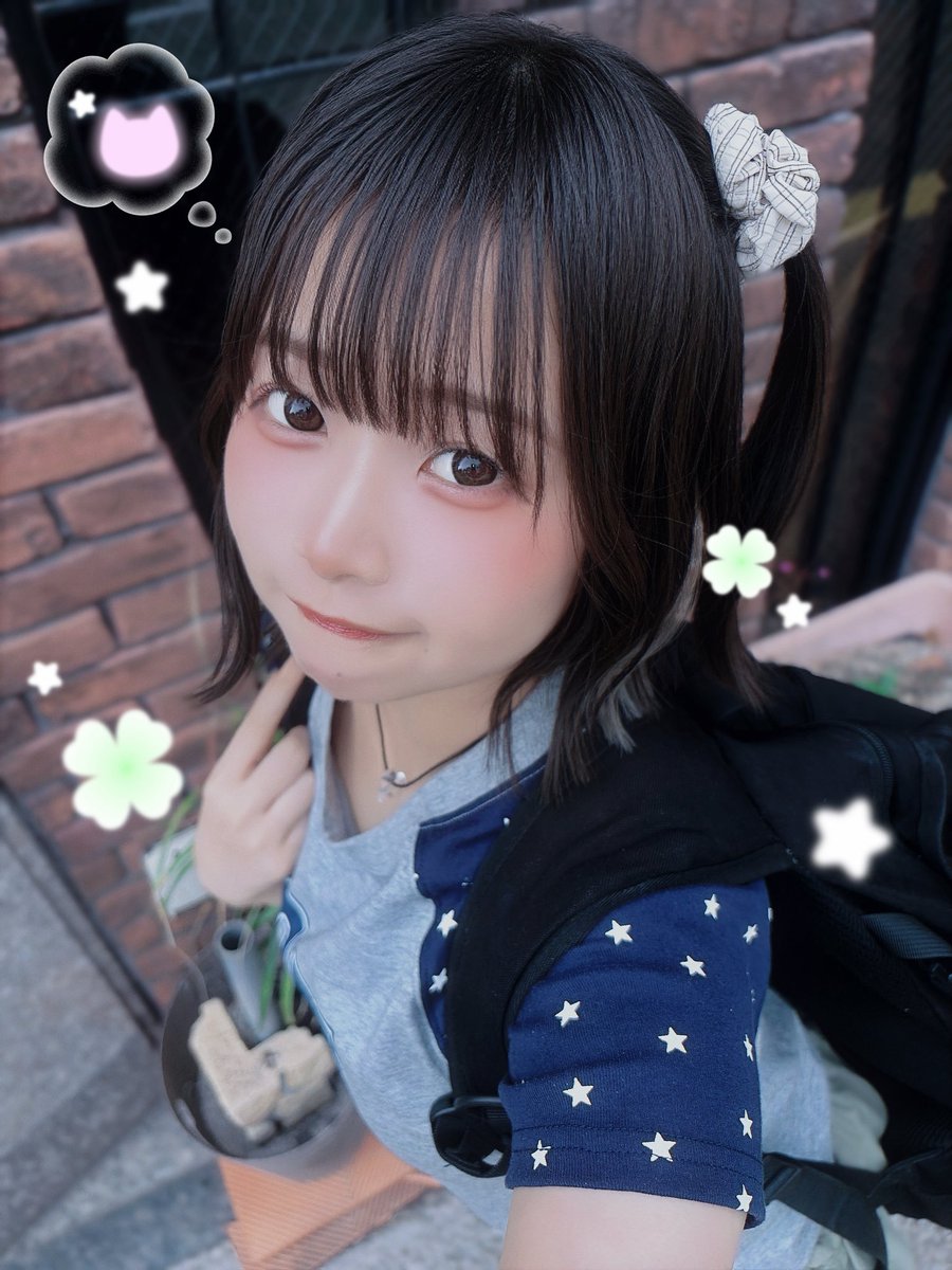 FLABI_OTO's tweet photo. 上目遣いされとく？🍒♡ https://t.co/qNFhkZr2mW