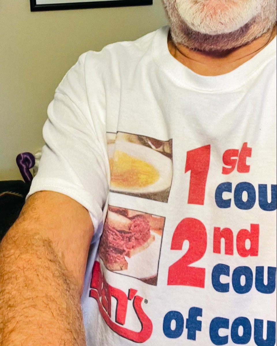 FredKlein33's tweet photo. Tee Shirt Series https://t.co/dXKfQ2OV8A
