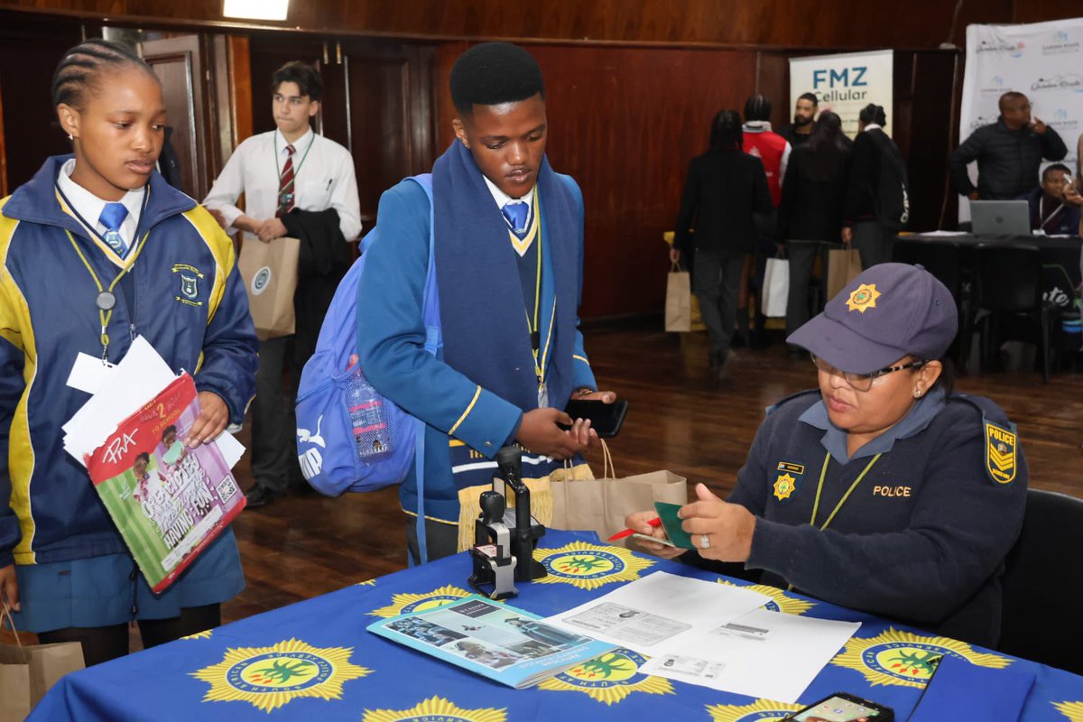 HigherEduGovZA's tweet photo. Learners at the #LevelUpYouthDay exhibition are moving from stall to stall, engaging with universities, TVET colleges, NSFAS, SETAs and other stakeholders to explore study opportunities, funding options and career pathways.

#YouthDay2026 #DHET #YouthEmpowerment https://t.co/RuCkTKkcDo