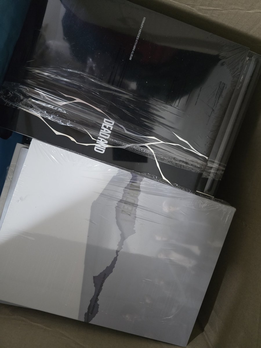 one2stan's tweet photo. 엑디즈 엑스디너리 히어로즈 대드엔드 개봉 앨범 나눔 (앨범 + сd)

배송비만 내셔야 됩니다 https://t.co/u1jVuWfnPq