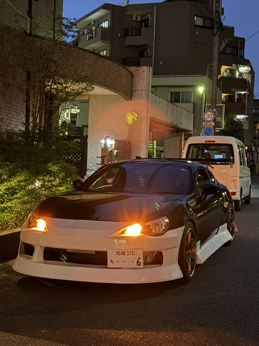 ryunosuke__1203's tweet photo. ORIGINエアロついた！
フェンダー買う前にロアアームかしら https://t.co/ng8fLFgunq