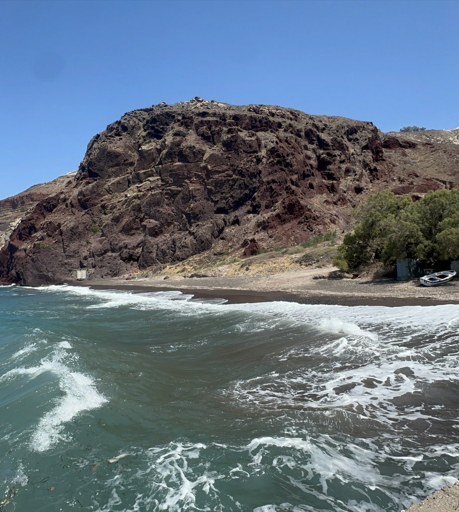 bantie_gd's tweet photo. Feeling the breeze at the beach is so relaxing! https://t.co/AK6W2aoTi0