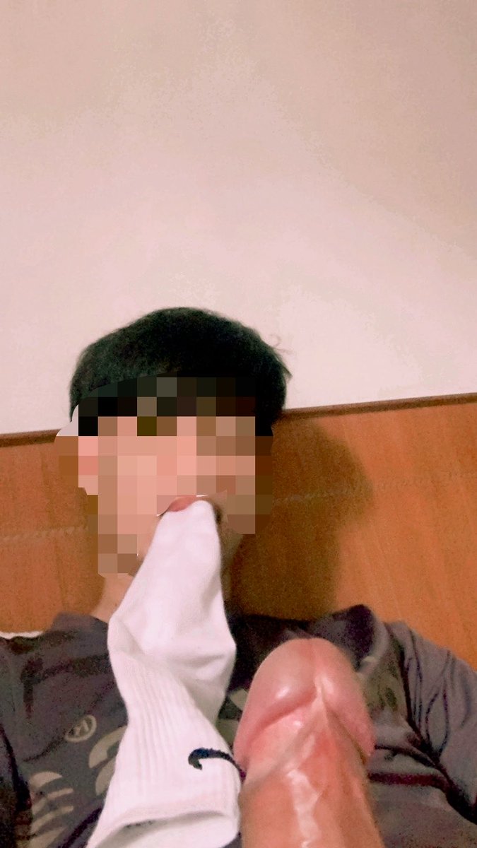 Tar_sakixcgl's tweet photo. หม่ำๆ มั้ยครับเดี๋ยวป้อน 🫣  🧦 https://t.co/CLSvkq9f1C