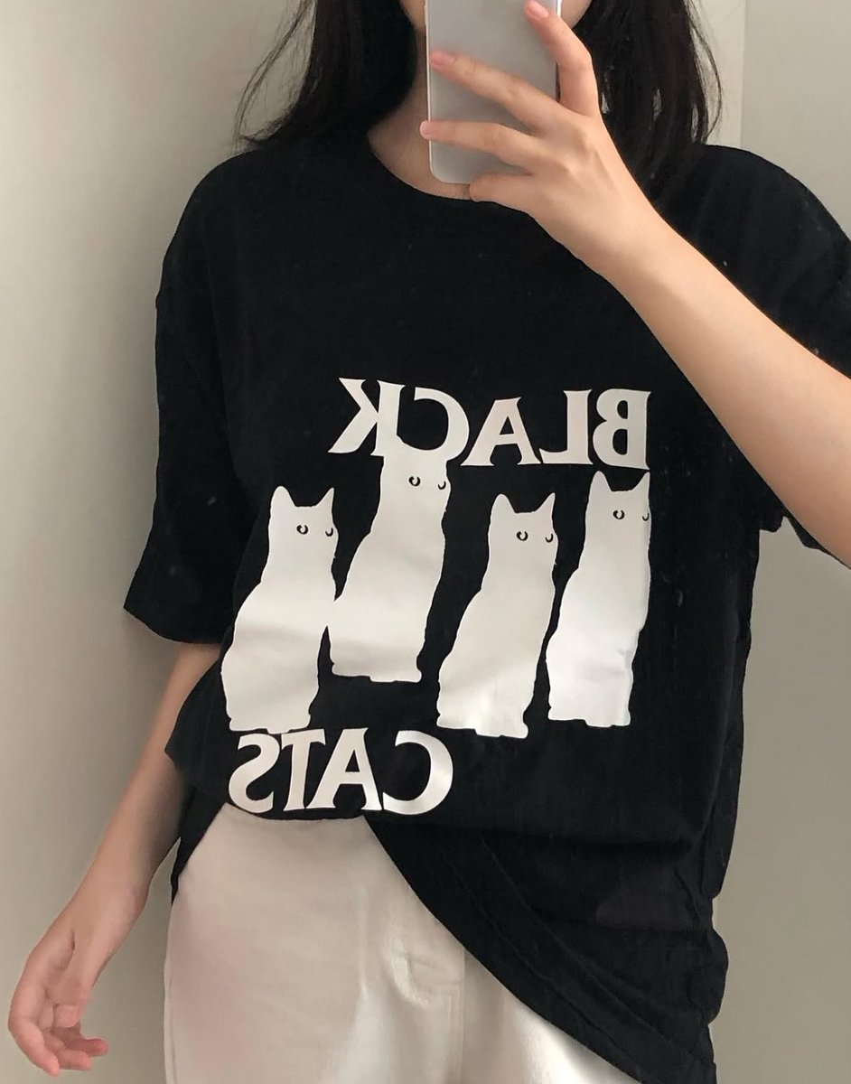 suffsun's tweet photo. เอ้บด่วนน Black cat หั่นเหลือ 490 free ems 🐈‍⬛ ⋆｡˚ https://t.co/Lz7OTQI39U