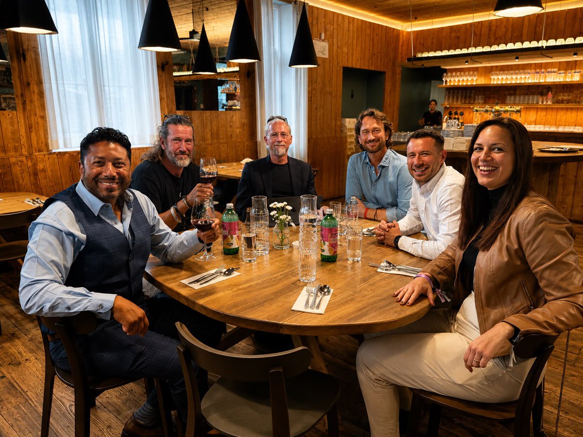 btconlyscott's tweet photo. I was fortunate to join @adam3us and @saylor for dinners last week.

I started my career in executive recruitment for one reason: there's no better way to learn from the world's most influential leaders, every day.

That's truer now than ever - and it's the whole ethos behind @XCEofficial.

Connect human capital to the digital capital! 

$XCE | AQSE: XCE | OTCQB: XCELF