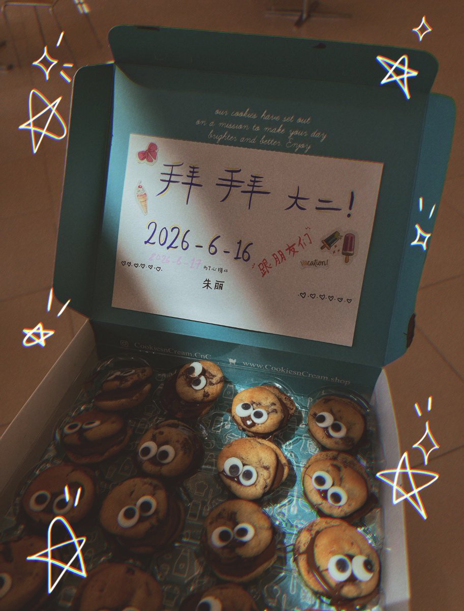 joryzhuli's tweet photo. 大二已经结束了🎈。虽然过程中遇到了很多困难和 挑战，但我学到了很多人生的道理🌾。
更让我高兴的是，我觉得自己的 汉语水平 提高了好多！

🌿💕الحمد لله يا رب دائمًا وأبدًا💕🌿 https://t.co/zigPS7Ga9S