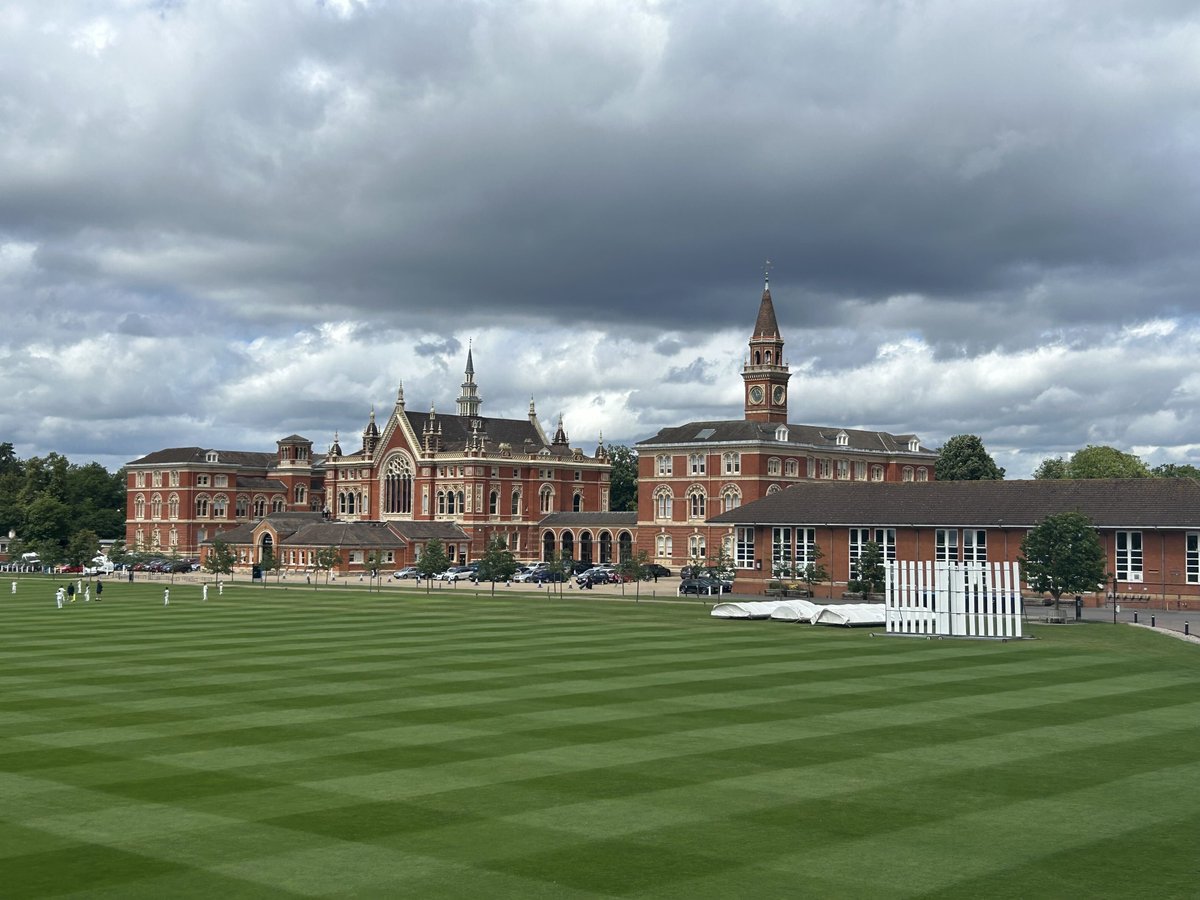 openapplyteam's tweet photo. On June 12th we had a brilliant day hosting our #OpenApply UK User Group at Dulwich College — a day of learning, with new features to explore, #CRM workshops to support #admissions and #marketing, and lots of peer conversation. Next stop: Bonn, Germany 🇩🇪: https://t.co/2z8tVMqhnY https://t.co/xAb2ziPJpE