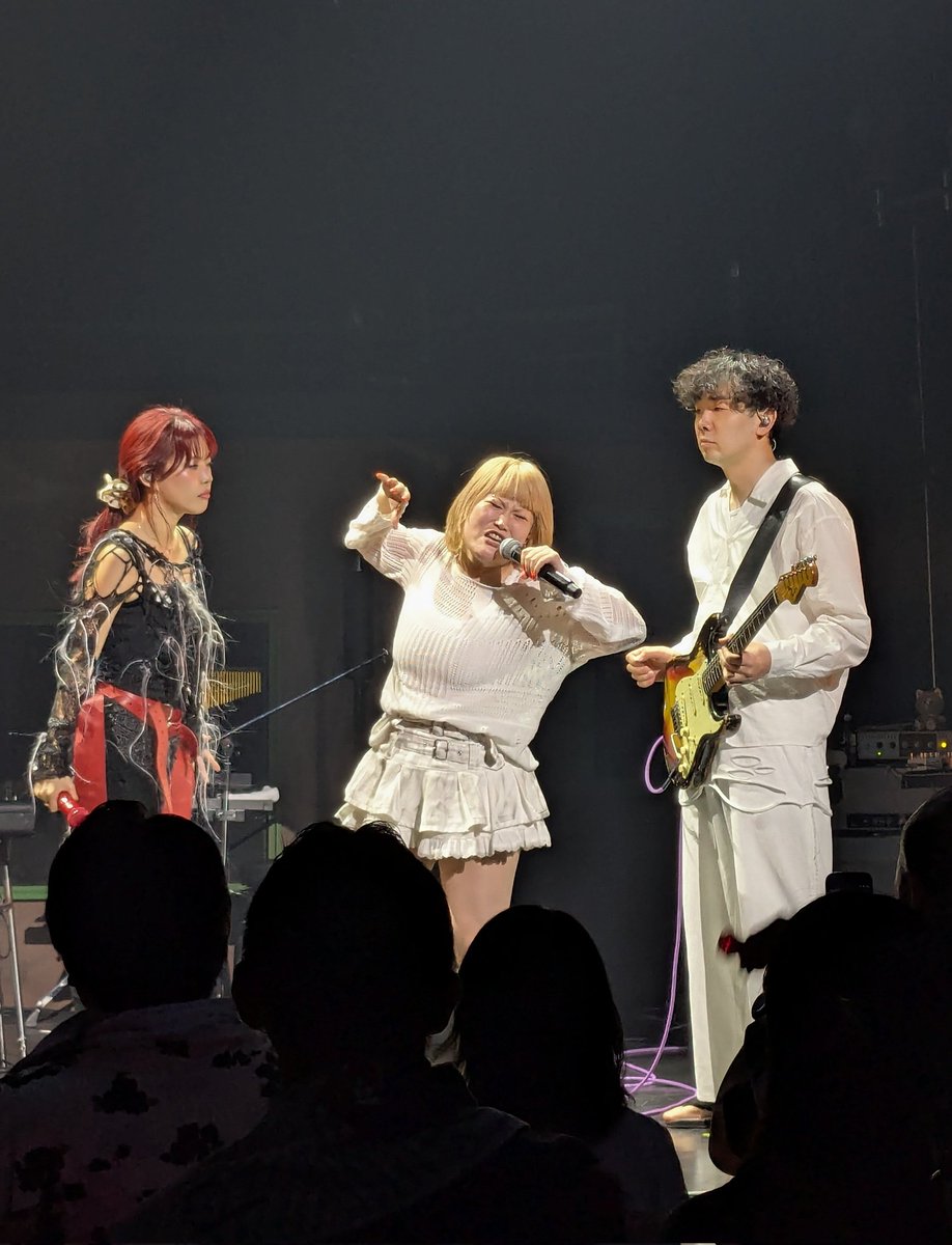 ot500212's tweet photo. なんか……
この御三方の愛で
地球を救えそうな気がする
#アイナジエンド
#西田修大
#ゆかんぬ https://t.co/pWPVyr0PHY
