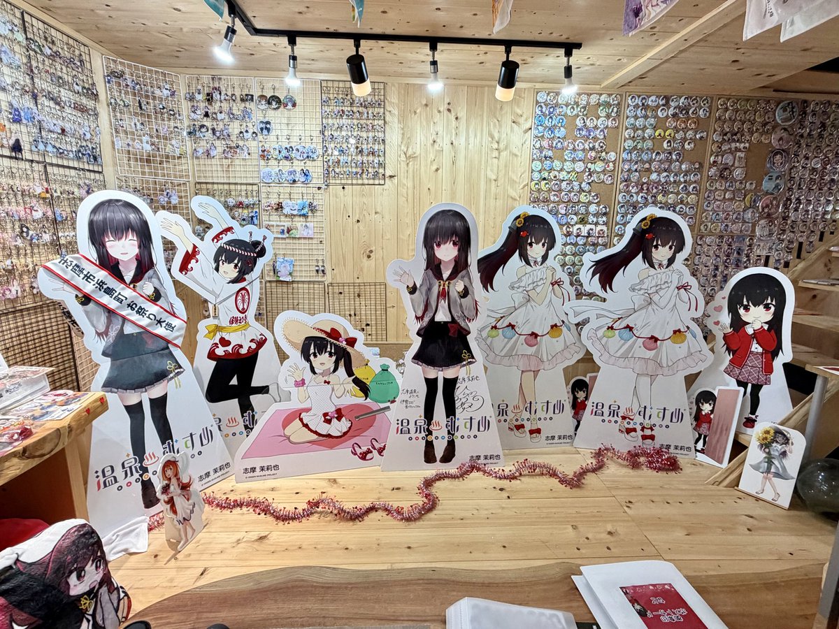 KID_ekimemo's tweet photo. 三重温むす巡り旅

土日仕事が多いので、なかなか訪問出来なかったんですが、先日ようやくシマリアスさんにも訪問出来ました✨

ロミン、肉の喜多家、カフェ ド ヴェールさんも初訪問♪

しまりあちゃん堪能出来ました🥰

#志摩茉莉也 
#温泉むすめ https://t.co/wY6EPi8PcW