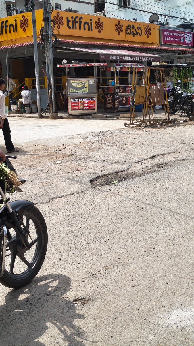 jitinonline's tweet photo. @CMC_Offcl I lodged a grievance for road repair in Hafeezpet ward with ID 706265908081 ten days back. No action has been taken.

Please direct the staff to start the repairs. https://t.co/C6DNUJ9Zgj