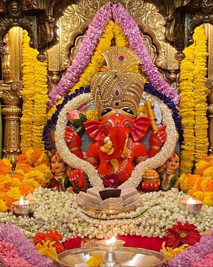 theindian25's tweet photo. जय श्री सिद्धि विनायक गणेश जी महाराज https://t.co/oc59q4QFlq
