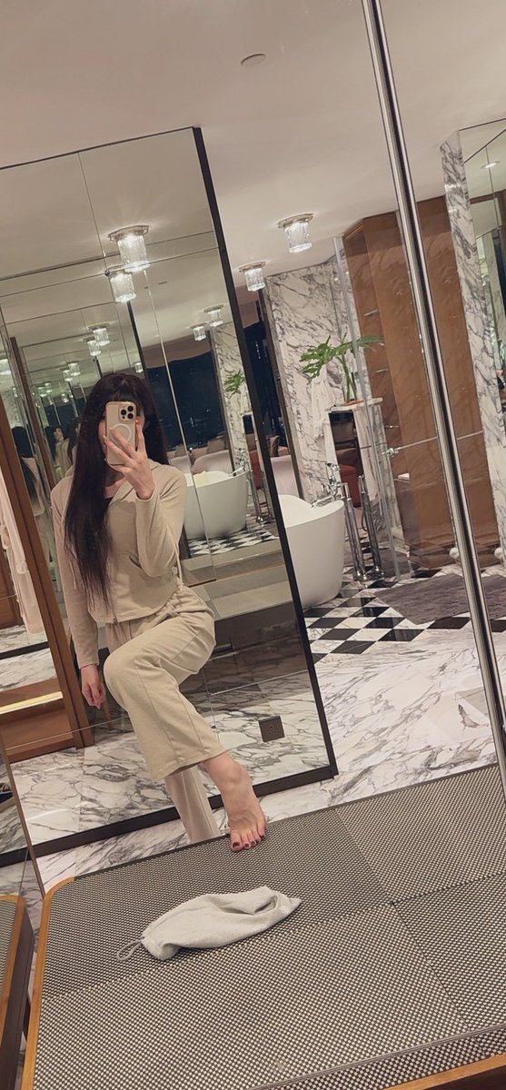 Samervila123455's tweet photo. #深圳Ts 深圳罗湖 #香港ts https://t.co/QGPF25WZsu
