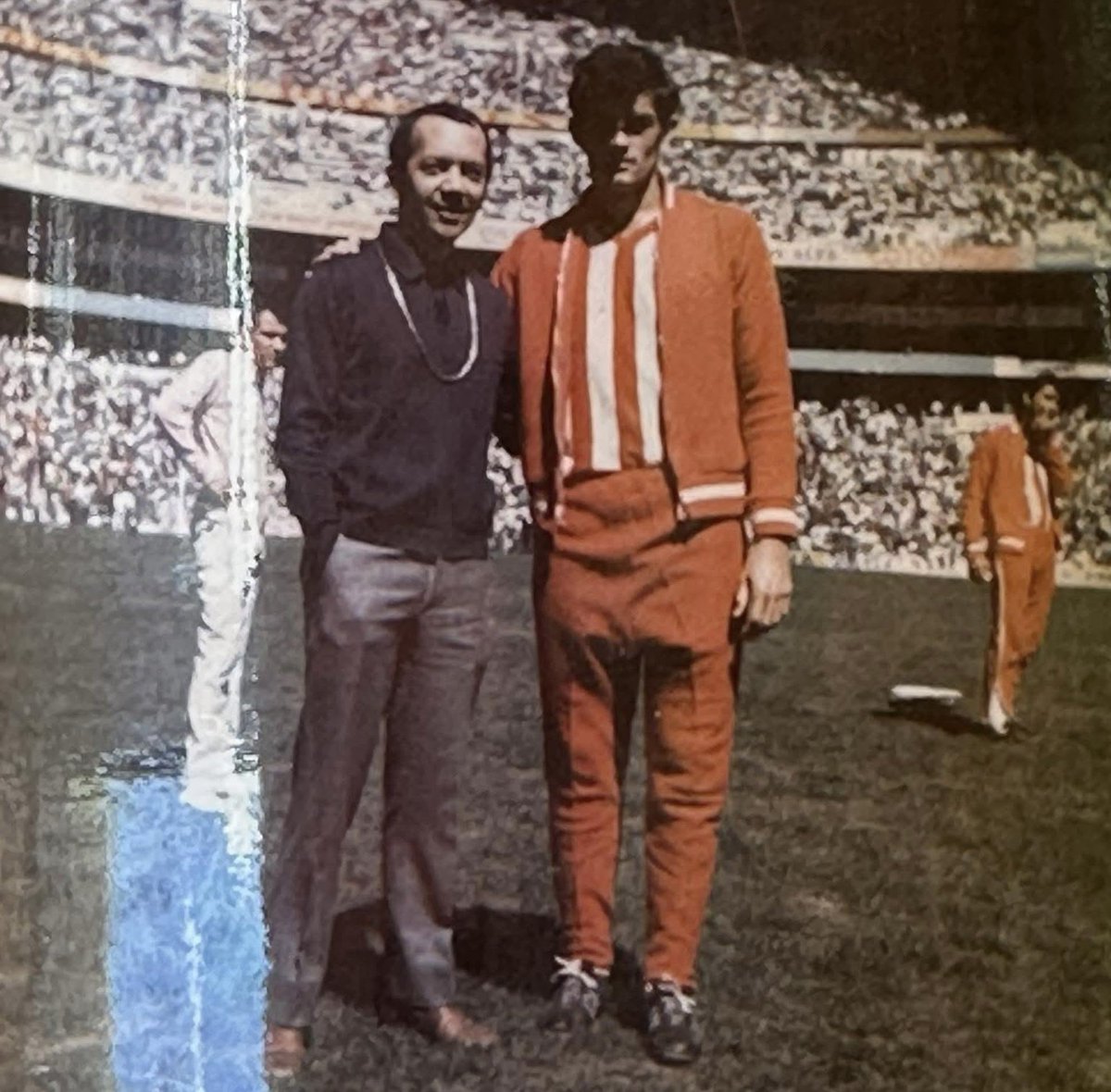 RafaDato2's tweet photo. El dato random, oficialmente Sergio Corona ha estado vivo en los 23 mundiales que se han jugado.

El comediante mexicano nació en 1928, dos años antes de que se jugara la primera Copa del Mundo.

#FIFAWorldCup https://t.co/3Ao7i3ee2v