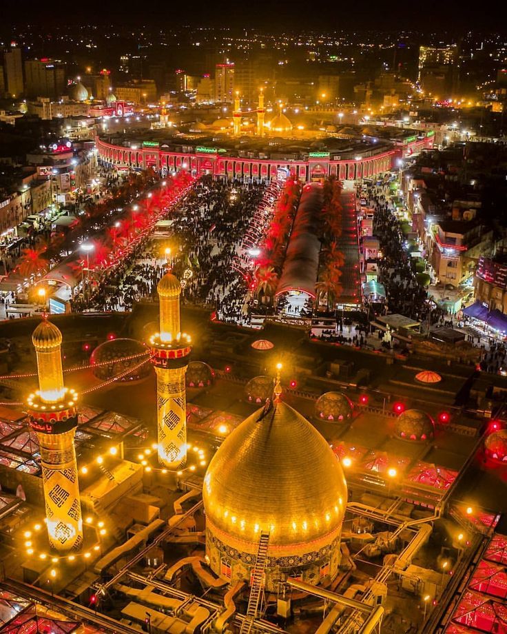 book1_oo's tweet photo. بالنسبة للشيعة، عاشوراء هو يوم الحزن والعزاء الأكبر، حيث يُحيون ذكرى استشها٫٫د الإمام الحسين (ع) وأهل بيته وأصحابه في معركة #كربلاء سنة 61 هـ .
#عاشوراء #محرم_١٤٤٨هـ https://t.co/Pj6i0ADg3O