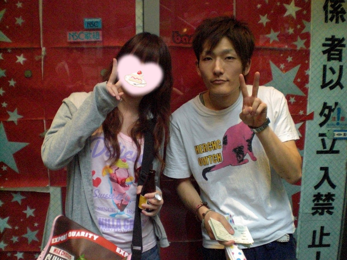 usa_4's tweet photo. 昔のSDカード読み込んだらbaseの激エモ画像出てきた
ハッピーちゃん⭐︎(大阪NSC23期)今どうしてるのか調べたら、ロマンスちゃん⭐︎に改名、グレープカンパニーに移籍して2018年に引退してた。。どこかで元気にしてますように！ https://t.co/X8EQNOGqFG