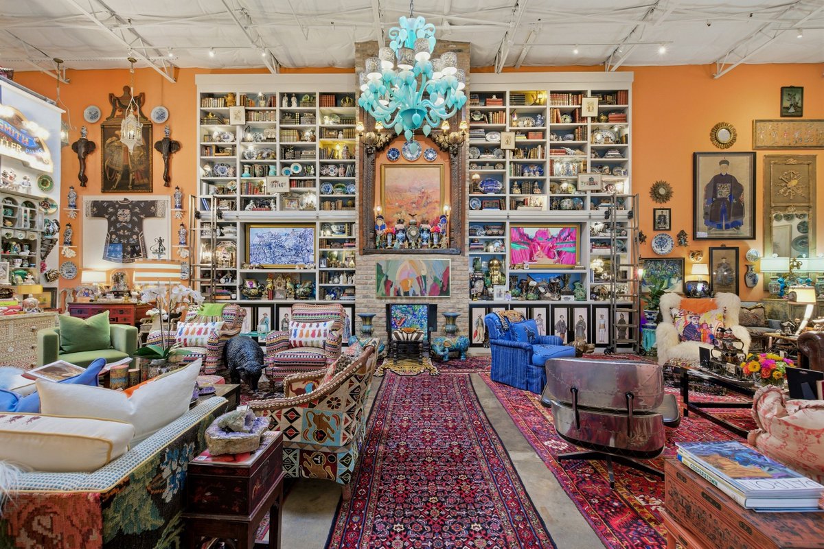 Zillow Gone Wild 🏡 tweet media