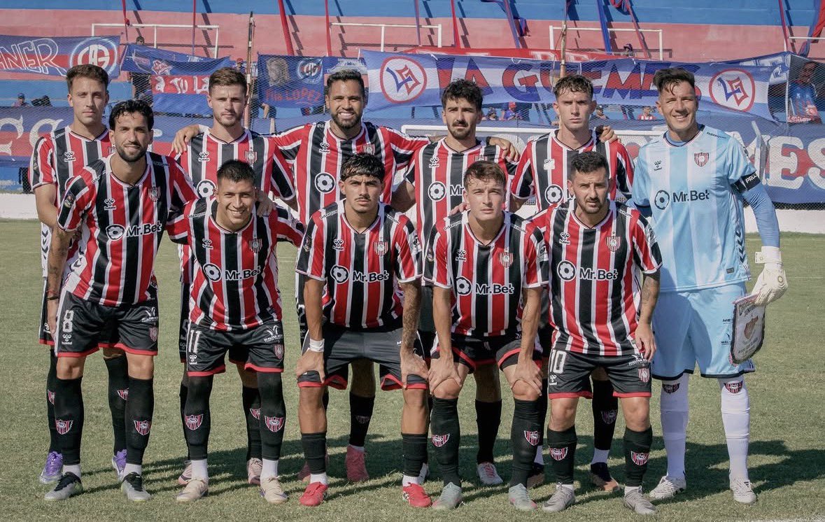 feli_fieni's tweet photo. 🇾🇪 Los 1️⃣1️⃣ que no serán tenidos en cuenta en #Chacarita :

👉 Sebastián Anchoverri
👉 Gonzalo Dell’Aquila
👉 Julián Velázquez
👉 Gonzalo Mottes
👉 Ezequiel Moya
👉 Miguel Mellado
👉 Lisandro Montenegro
👉 Juan Cuevas
👉 Sebastián Ramírez
👉 Favio Cabral
👉 Juan Ignacio Barbieri https://t.co/9IxtZOxhMd