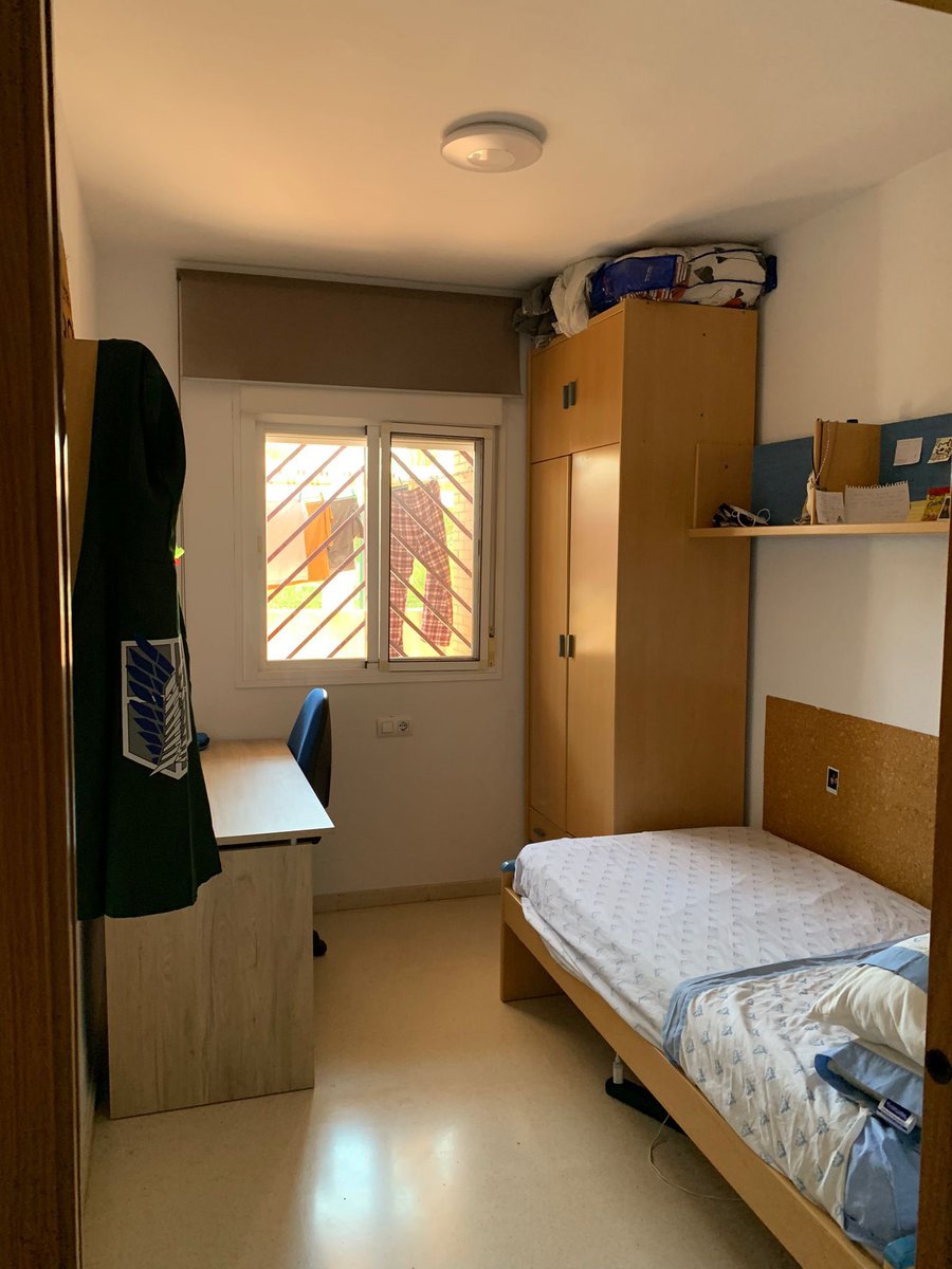 mecaagueen's tweet photo. BUSCAMOS COMPAÑERX DE PISO EN MÁLAGA‼️
somos 3 personas y buscamos unx cuarto/a compañero/a para el curso 2026/2027
🔸zona Teatinos / El Cónsul
🔸de septiembre a junio
🔸4 habitaciones y 2 baños
🔸bajo con patio y piscina comunitaria
🔸buses al centro a 2 min y metro a 10min https://t.co/6TdsTitKch