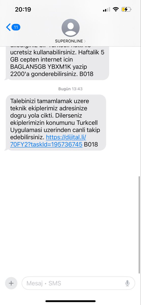 gujeben's tweet photo. Bugün 13.43 de adresime yola çıktığı mesajını gönderdiğiniz servis nerede?  Tüm gün evde beni ağaç ettiniz. Gün içinde 4 kez aradım acil ivedi kodu ile bildirdik dediniz. Saat 20.43 oldu. @Turkcell @Fiberintenet  5 gündür çözülmeyen internet sorunu nasıl çözülecek. https://t.co/VorAdOtGBS