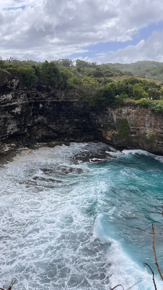 rofa400's tweet photo. Nusa Penida island 📍
#Nusa_Penida #bali #indonesia https://t.co/BL6A9zpCxq