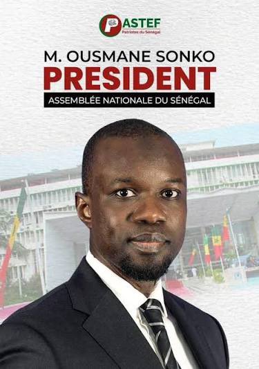 Guigz75116's tweet photo. Ousmane Sonko vient de lâcher cette perle : “Si la France gagne, c’est l’Afrique qui bat l’Afrique.”

Autrement dit : les joueurs français aux origines africaines restent des Africains avant tout. Leur maillot bleu n’est qu’un costume de location. Victoire des Bleus = victoire du continent noir. Logique ethnique assumée.

Maintenant, inversez la phrase. Imaginez un seul instant un ministre ou un président français déclarant : “Si le Sénégal gagne ce soir, c’est l’Europe qui triomphe grâce à notre héritage colonial, à la francophonie et à nos anciens ‘sujets’ qui portent encore notre empreinte.”

En 0,2 seconde : tempête médiatique. “Racisme d’État !” “Suprématie blanche !” “Révisionnisme colonial !” “Démission immédiate !” pétitions, BFMTV en boucle, associations subventionnées qui hurlent au fascisme, Twitter/X qui trending #RacismeAntiNoir, et probablement une plainte devant la 17e chambre.

Mais dans le sens Sonko ? 

Applaudissements discrets, “c’est de la fierté africaine légitime”, “le football est un vecteur d’émancipation”, “il faut comprendre le contexte post-colonial”. Silence radio des gardiens autoproclamés de l’antiracisme et de la bien pensance. 

Cette bien-pensance ne lutte pas contre le racisme. Elle l’organise. Elle distribue les bons et les mauvais points selon la couleur de peau et le sens de l’histoire qu’elle a décidé d’écrire. 

Un Noir peut essentialiser, revendiquer la victoire par le sang et l’origine. Un Blanc qui fait la même chose est un monstre.
#DoubleStandard #RacismeAntiBlanc #BienPensance #Hypocrisie