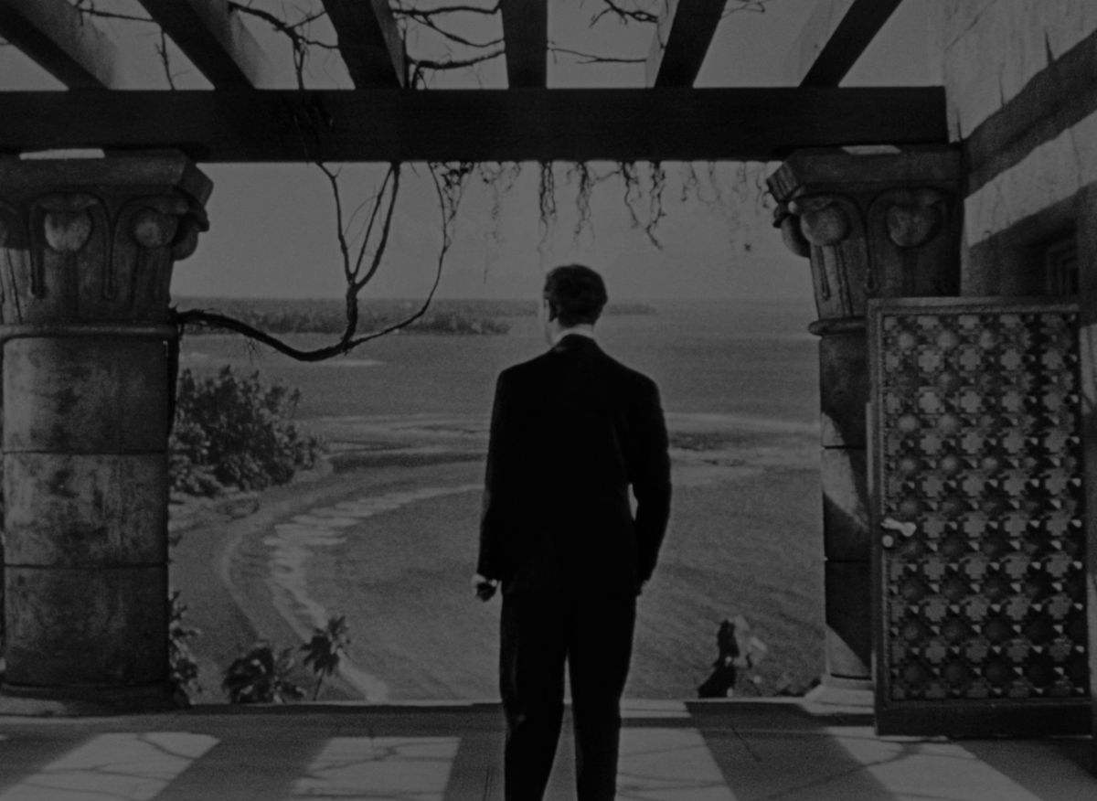 TheCineMoments's tweet photo. Citizen Kane (1941) 
Director: Orson Welles https://t.co/CBEUZ3oUzM