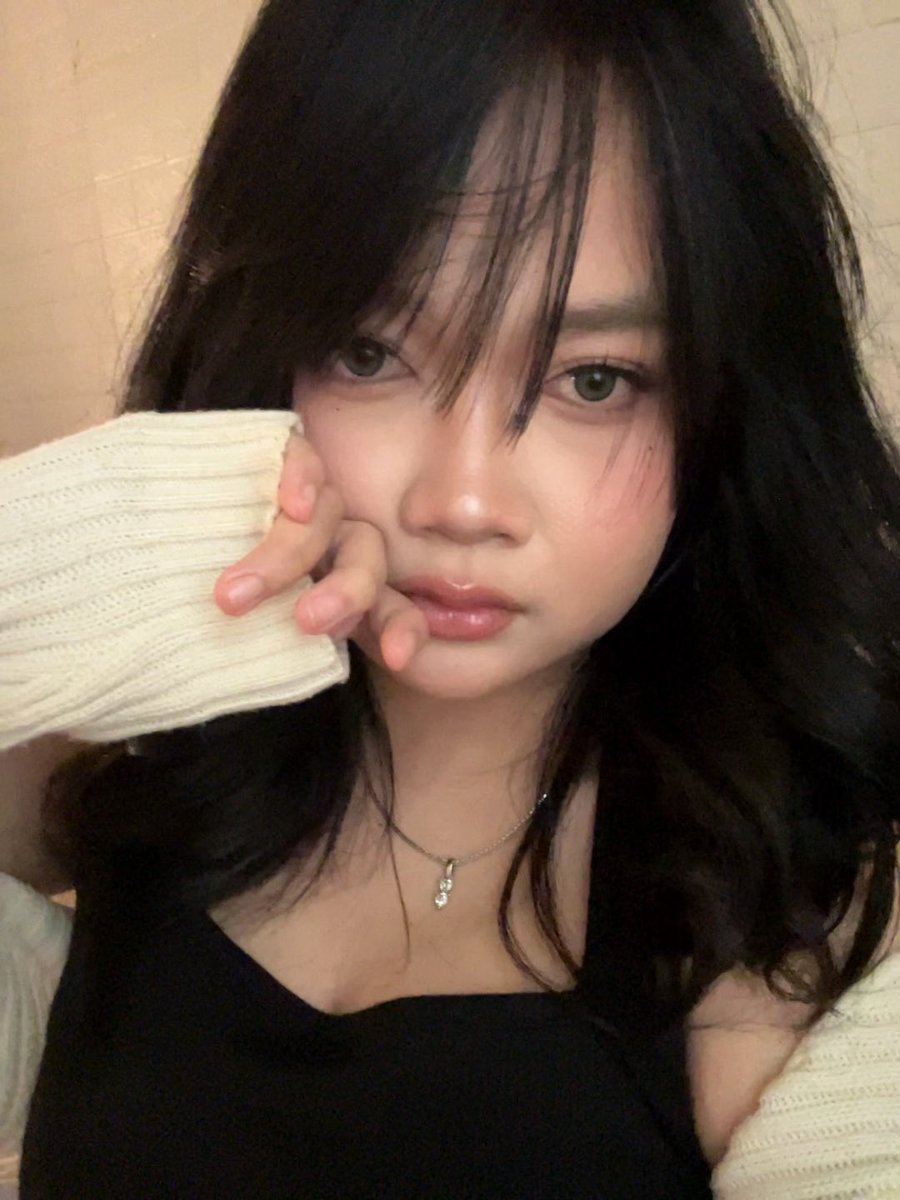 iko ⋆ tweet media