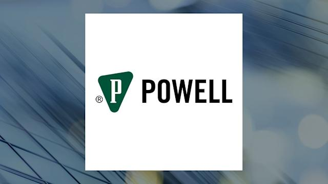 brandnewnox's tweet photo. $POWL (Powell Industries)

เข้าใจว่าเป็นแค่หุ้น industrial ทั่วๆไป หลังนั่งไล่งบ filing earnings call แล้วก็แกะ supply chain ไปเรื่อยๆ ก็เริ่มเห็นอะไรเอ๊ะๆ

ผมว่าจริงๆ แล้ว $POWL มันไปอยู่ตรง "คอขวดของระบบไฟฟ้า" ในยุค AI นี่แหละ

ลองคิดตามนี้นะ

เมื่อโลกกำลังสร้าง AI data center เพิ่ม -> โรงไฟฟ้ากับ grid เลยต้อง upgrade ตาม -> LNG export terminal ก็ใช้ระบบไฟฟ้าขนาดใหญ่ -> โรงงานอุตสาหกรรมก็ต้องการระบบจ่ายไฟที่เสถียรกว่าเดิม

ทีนี้พอความต้องการใช้ไฟฟ้าเยอะๆเข้า สิ่งที่โตตามไม่ใช่แค่ GPU, server หรือ cooling เลย แต่มันคือระบบไฟฟ้า "ทั้งก้อน"

เริ่มตั้งแต่วัตถุดิบอย่าง ทองแดง เหล็ก อะลูมิเนียม จนไปถึง breaker, transformer, relay, enclosure แล้วถึงถูกเอามาประกอบเป็นระบบใหญ่ๆ แล้วค่อยติดตั้งใน data center, utility, LNG project หรือโรงงานอีกที

$POWL อยู่ตรงกลางที่ว่านี้เป๊ะะะ

บริษัทไม่ได้ขายแค่ทองแดง ไม่ได้ขายแค่เหล็ก ไม่ได้ขาย component ชิ้นเล็กๆ อย่างเดียวด้วย แต่เขาขายระบบไฟฟ้าที่ออกแบบเฉพาะโปรเจกต์ ทั้ง switchgear, substation, power control room, E-house บลาๆ อะไรพวกนี้

พูดให้ง่ายคือ $POWL เอาของหลายๆ ชิ้นจาก supplier หลายเจ้ามาประกอบรวมกันเป็นระบบเดียว ออกแบบให้เข้ากับหน้างาน ทดสอบความปลอดภัย แล้วส่งมอบให้ลูกค้าที่ความเสี่ยงเรื่องไฟฟ้าผิดพลาดไม่ได้เลย

data center → ไฟต้องนิ่ง
LNG → ไฟต้องปลอดภัย
โรงงาน → ไฟดับไม่ได้
utility → ระบบต้องไว้ใจได้

นี่คือเหตุผลที่ลูกค้ายอมจ่าย premium ให้บริษัทแบบ $POWL เพราะสิ่งที่เขาซื้อไม่ใช่ "ตู้ไฟ" แต่คือความสามารถในการทำให้ project ไฟฟ้าขนาดใหญ่เดินหน้าได้แบบชัวร์ๆ

ตอนนี้งบการเงินก็เริ่มสะท้อน story นี้แล้วเหมือนกัน

> Revenue โตจาก $471M ใน FY2021 → $1.1B ใน FY2025
> Gross margin จาก 16% → เกือบ 30%
> Backlog ล่าสุดประมาณ $1.8B
> Cash $545M
> ไม่มีหนี้เลย

ที่ผมคิดว่าน่าสนใจที่สุดคือบริษัทเพิ่งได้ data center order มูลค่า $400M+ ซึ่งใหญ่สุดในประวัติศาสตร์บริษัท จุดนี้แหละที่ทำให้ narrative มันเปลี่ยน 

จากเมื่อก่อนที่ตลาดอาจมอง $POWL เป็นแค่หุ้น oil & gas / industrial cyclical ตอนนี้เริ่มถูกมองเป็นหุ้น electrification / AI power infrastructure แทน

---
ทีนี้ระหว่างที่ผมนั่งไล่ supply chain ผมก็มีคำถามว่า "แล้วใครได้ประโยชน์ตามถ้า $POWL โต?"

มี $ETN เป็นทั้งคู่แข่งและ supplier บางส่วน (breaker, electrical component พวกนี้) ได้ประโยชน์จากธีม electrification เหมือนกัน แต่ $POWL ยังเล็กมากเทียบกับรายได้ของ $ETN

$NVT ก็น่าสนใจในมุม enclosure, electrical infrastructure, thermal management อาจได้ประโยชน์ทางอ้อมจาก data center และระบบไฟฟ้า แต่ยังไม่เจอหลักฐานว่าเป็น supplier หลักของ $POWL โดยตรง

ส่วนฝั่ง data center infrastructure ก็มี $VRT กับ $GEV — ไม่ได้เป็น supplier ตรงของ $POWL แต่เป็น adjacent play อยู่ใน ecosystem เดียวกัน ถ้า AI data center โต ทั้งคู่ก็ได้ประโยชน์

อีกมุมคือ contractor/installer อย่าง $PWR กับ $MYRG — พอ project พวก data center, utility, LNG, grid มันโต อุปกรณ์ไฟฟ้าทั้งหมดต้องมีคนมาติดตั้ง มาเชื่อมระบบ มา infrastructure ตามมา สองตัวนี้เลยเป็น beneficiary ทางอ้อมของเม็ดเงินลงทุนระบบไฟฟ้า

ส่วน commodity ต้นน้ำอย่าง $FCX, $SCCO, $NUE, $STLD ได้ประโยชน์จาก demand ทองแดงกับเหล็กที่เพิ่มขึ้นก็จริง แต่ exposure มันกว้างเกิน จะเรียกว่าเป็น hidden supplier ของ $POWL เฉพาะเจาะจงก็ไม่ใช่

สรุปคือผมยังไม่เจอ "หุ้นต้นน้ำลับ" ที่รายได้ผูกกับ $POWL แบบมีนัยสำคัญ มีหลายบริษัทที่เกี่ยวข้องก็จริง แต่ $POWL ยังเล็กไปเทียบกับ revenue ของ supplier พวกนั้น เพราะงั้นถ้าจะเล่นธีมนี้ตรงๆ $POWL เองก็เป็น pure-play ที่สุดอยู่ดี แต่ถ้ากังวลว่า $POWL ราคาแรงไปแล้ว ก็ต้องไปมองหุ้นรอบๆ ระบบไฟฟ้าแทน อย่าง $ETN, $NVT, $VRT, $GEV, $PWR, $MYRG ก็โอเค

---
ปัญหาหลักของ $POWL คือ valuation

ธุรกิจดีจริง แต่หุ้นขึ้นมาแรงมาก จากปลายปี 2022 ถึงตอนนี้ขึ้นมาประมาณ 15 เท่า P/E วิ่งอยู่แถว 55–60x

ตรงนี้บอกอะไร? ตลาดไม่ได้ให้ premium แค่เพราะบริษัทดี แต่มันกำลัง price in ว่า $POWL จะโตแรงต่อเนื่องหลายปีและ execute ได้เกือบสมบูรณ์แบบ

ผมเลยมองแบบนี้

$POWL = ธุรกิจดีมาก อยู่ถูกจุดของ megatrend
แต่ราคาหุ้นตอนนี้ story มันถูก priced in ไปเยอะแล้ว

ผมชอบ business นะ แต่ risk/reward ณ valuation ปัจจุบันยังไม่โดน

ก็เลยเป็น watchlist ไว้ก่อน รอดู Q3 ว่า order $400M data center จะเข้า backlog และ financials ยังไง margin จะยืนได้ไหม แล้วจะมี mega order เพิ่มจากลูกค้ารายอื่นอีกหรือเปล่า

ถ้าราคาย่อแรงจน valuation สมเหตุสมผลกว่านี้ ค่อยว่ากันอีกที

---
ใครอยากอ่านฉบับเต็มที่ผม research ไว้ — เขียนละเอียดตั้งแต่ธุรกิจ งบ backlog supply chain upstream stocks bull/bear case ยัน valuation อ่านต่อได้ที่ลิงค์ข้างล่างนะ

NOT FINANCIAL ADVICE
DO YOUR OWN RESEARCH PLEASE