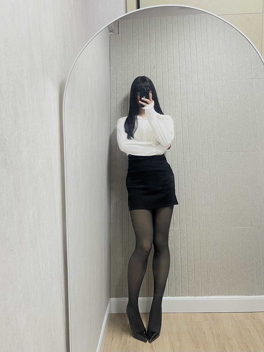 claratyy_'s tweet photo. 五六日可約 https://t.co/OX562khKTb