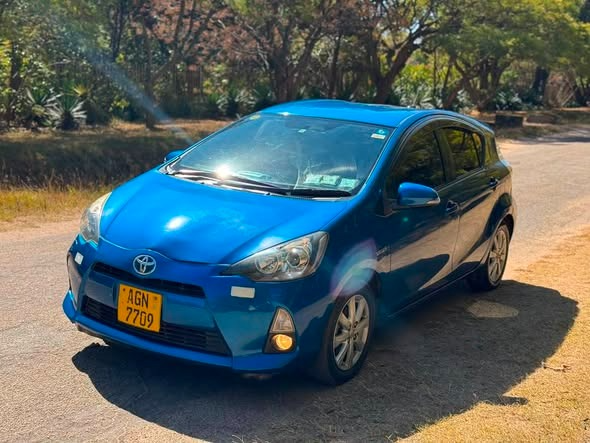 carmarketzim's tweet photo. JUST LISTED ON VerifyMota - Zimbabwe’s ultimate car marketplace 
✨ Recently Added
  2016 TOYOTA AQUA
$7800
+263712723352
View full specs, features &amp; more photos here:https://t.co/eVWVKaQFIK https://t.co/UxzoVr4miB