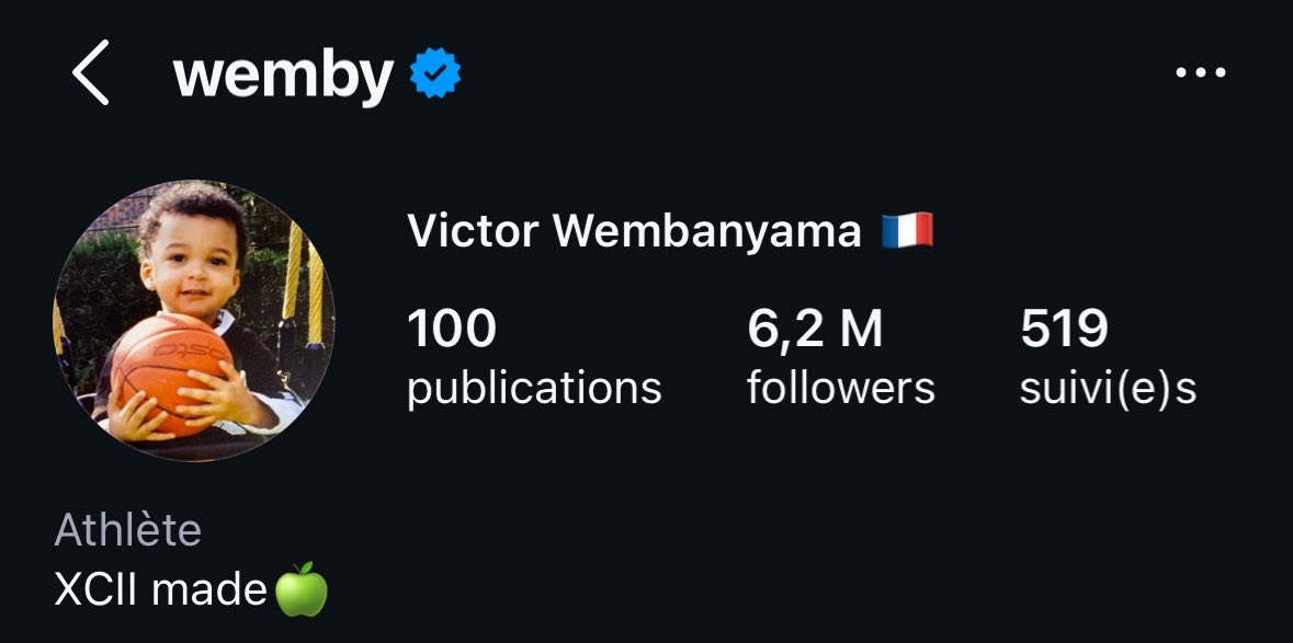 LaTwitchance's tweet photo. 😭 LE FOOTBALL EST DANS UNE AUTRE DIMENSION…

Pendant que Victor Wembanyama est considéré comme l’une des plus grandes stars du basket mondial, un gardien cap-verdien de 40 ans a gagné plus d’abonnés que lui après un simple 0-0 face à l’Espagne. 😭⚽📈

Le pouvoir du football sur les réseaux est tout simplement hallucinant. 💀🌍🔥📱
