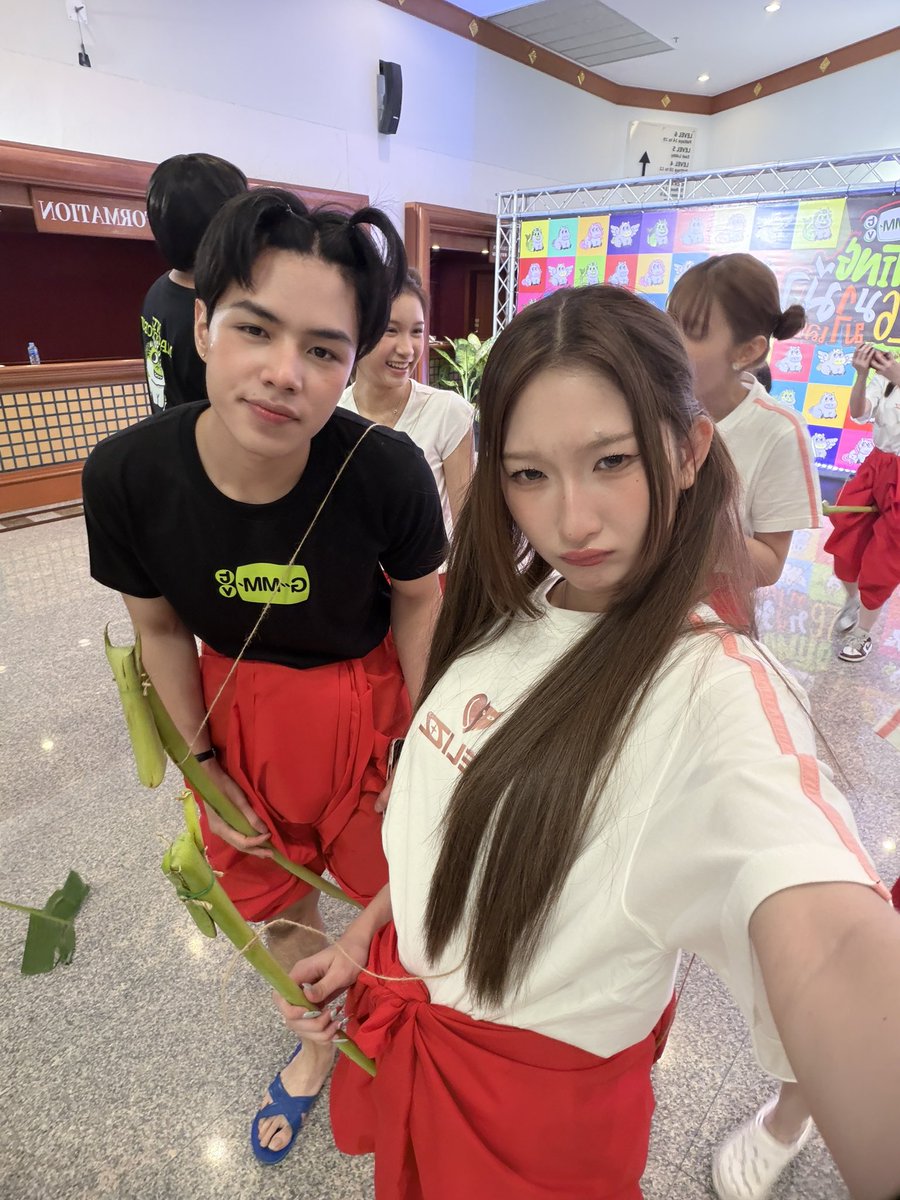 ppreamnicha's tweet photo. ทำไมพี่นนน เป็นเหมียวเหลือง #GMMTVOuting2026 https://t.co/giYhRemU9O