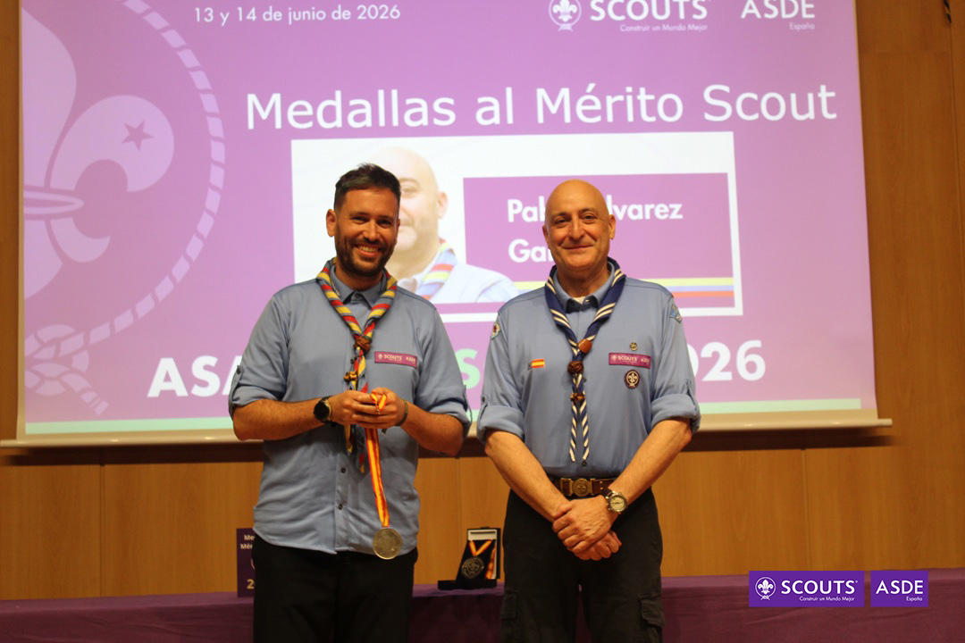 scout_es's tweet photo. 🏅@scout_es entregó este fin de semana su Medalla al Mérito Scout a Pablo Álvarez y a Alejandro Rescalvo, en reconocimiento a sus servicios excepcionales a la entidad. Fue un acto lleno de gratitud en el que estuvieron amistades y familiares 👇
https://t.co/ljOEHYUpIi https://t.co/9EwBlTsFVy