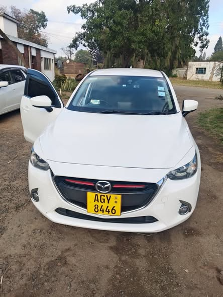 carmarketzim's tweet photo. JUST LISTED ON VerifyMota - Zimbabwe’s ultimate car marketplace 
✨ Recently Added
  MAZDA DEMIO
$9000
+263772348510
View full specs, features &amp; more photos here:https://t.co/wvA5NwXvtE https://t.co/QbdDN2DDR2